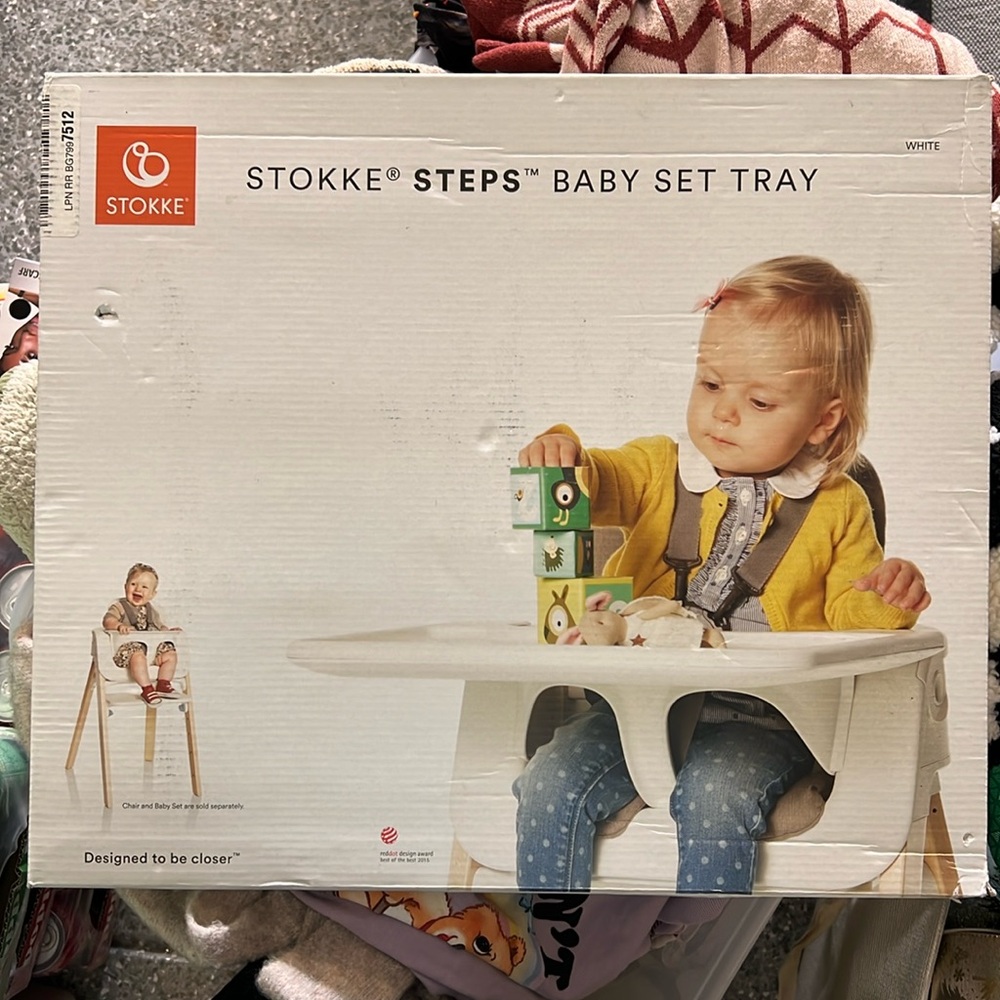 Never been used stokke steps tray